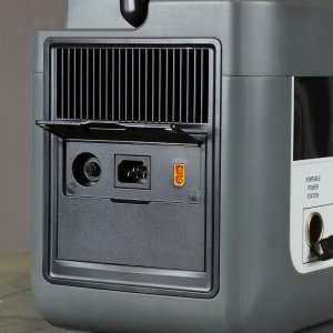 Портативная электростанция FUBAG AS 2400i (аккумулятор LiFePO4) в Омске фото