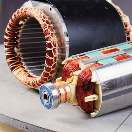 Бензиновый генератор с электростартером и коннектором автоматики FUBAG BS 7500 A ES в Омске фото